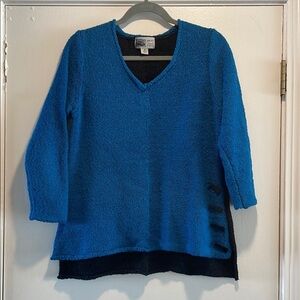 Habitat Black Blue V-Neck Cool Elongated Four Side Button Sweater